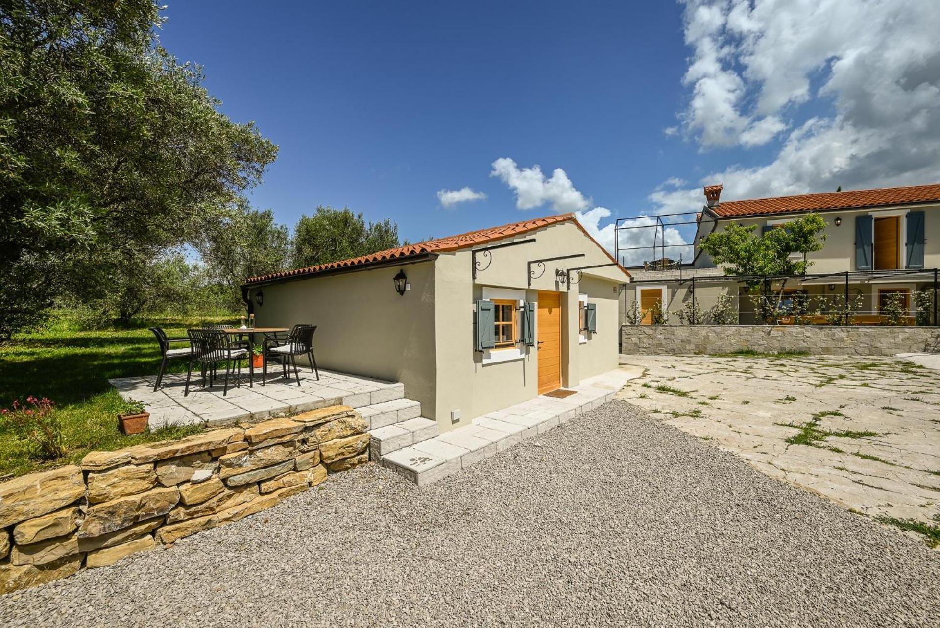Medanni - Boutique House In Nature With Pool Izola Extérieur photo